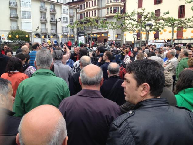 BJ5gpImCUAE7fih.jpg large