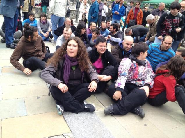 BJ5iCwaCUAEm1A0.jpg large