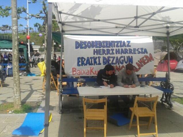 BKEbRPhCAAASNKt.jpg large