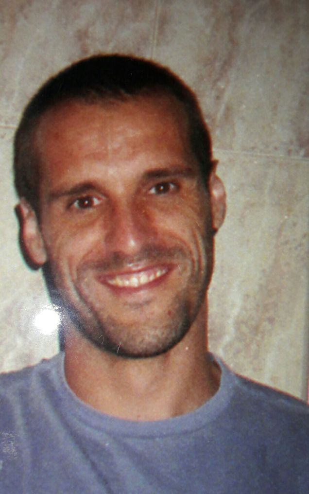 zunbeltz larrea 34 urte