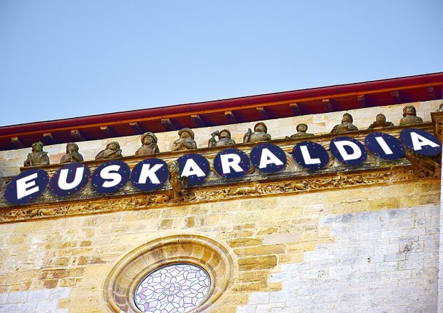 KORTXELEko mamuk euskaraldixaz bat