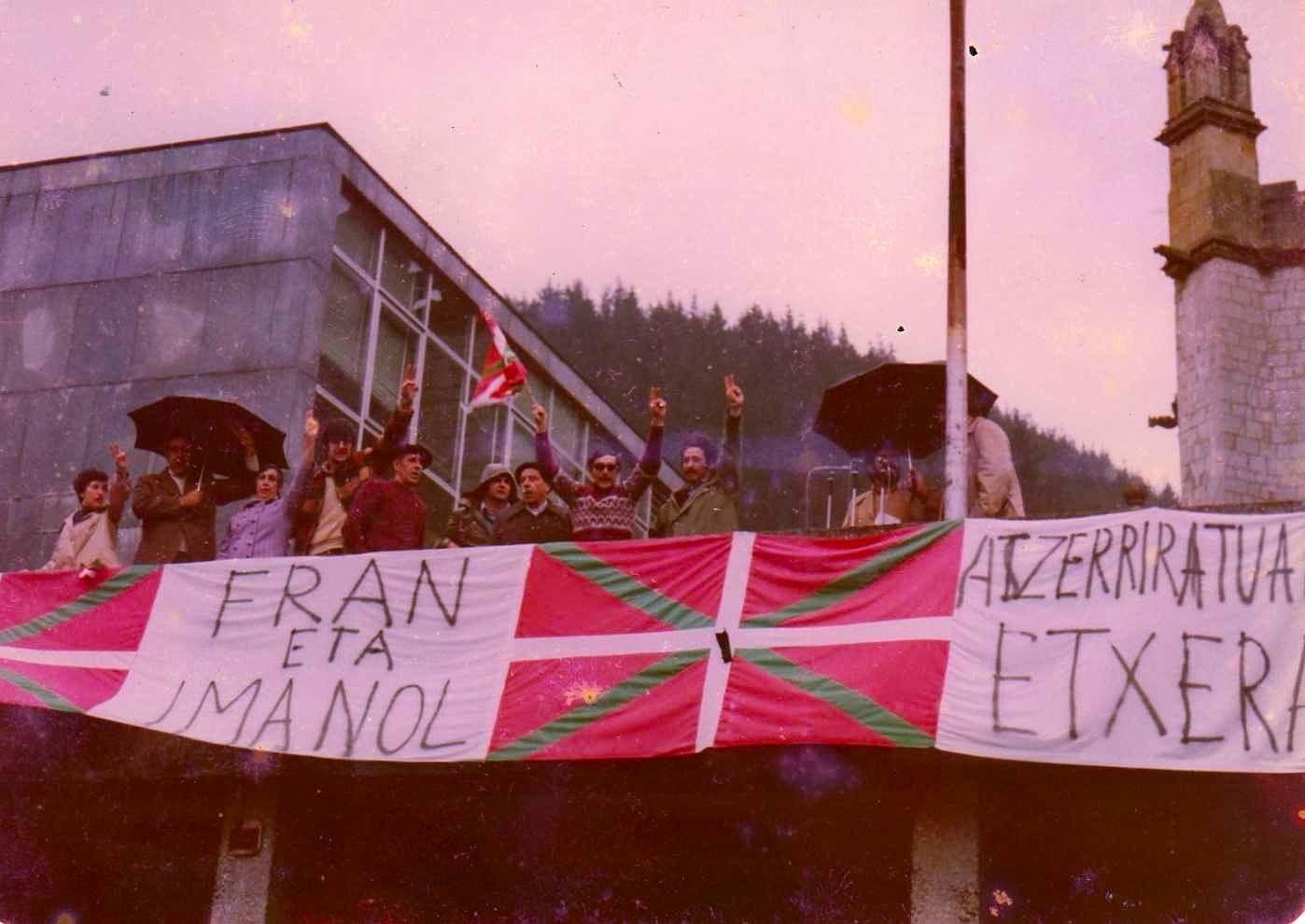 1977 Ondarrun satorra,errebiro, aulestia,.JPG