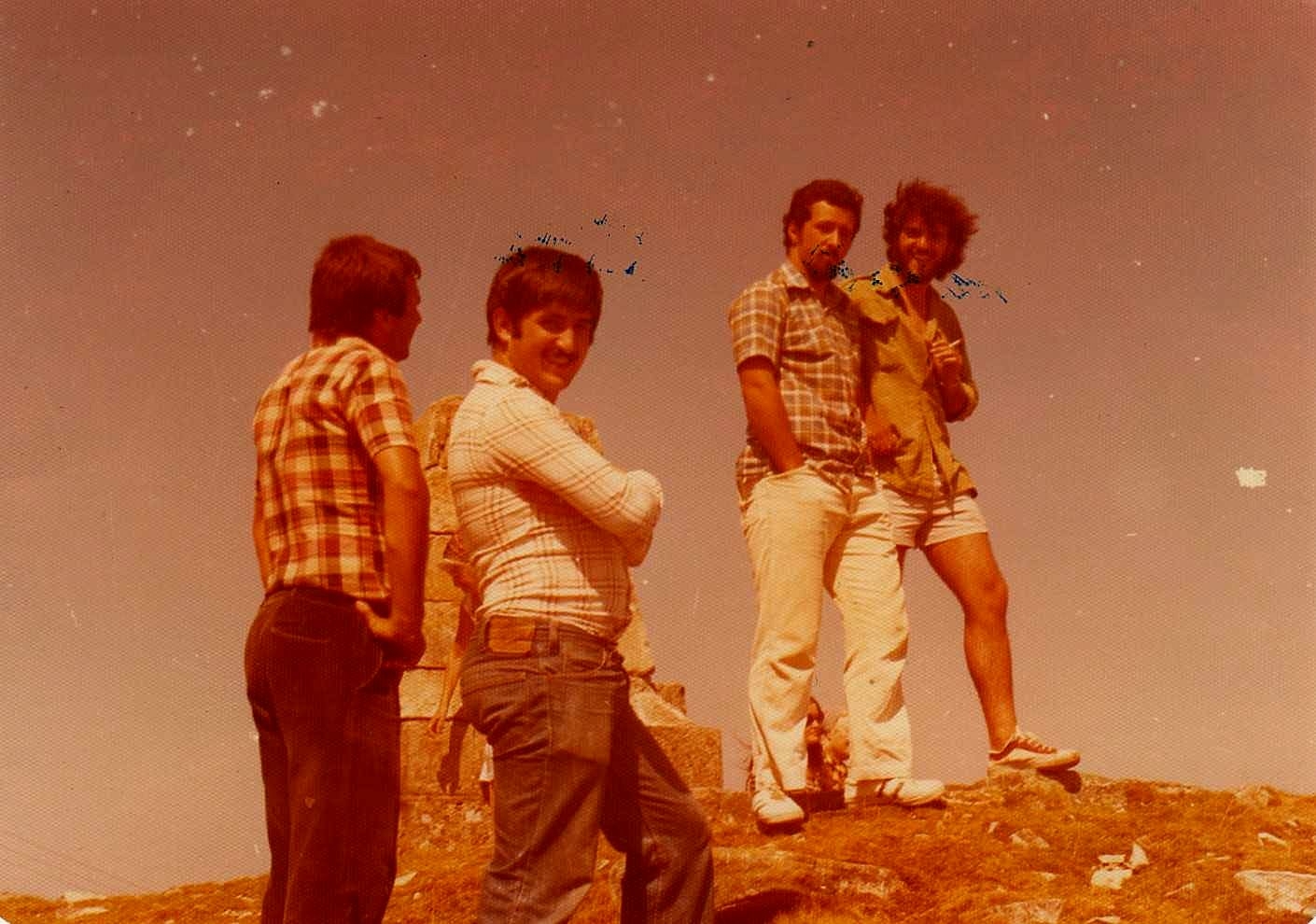 Larrunen 1976-Fran,pello,Satorra eta Xabier Aguirre